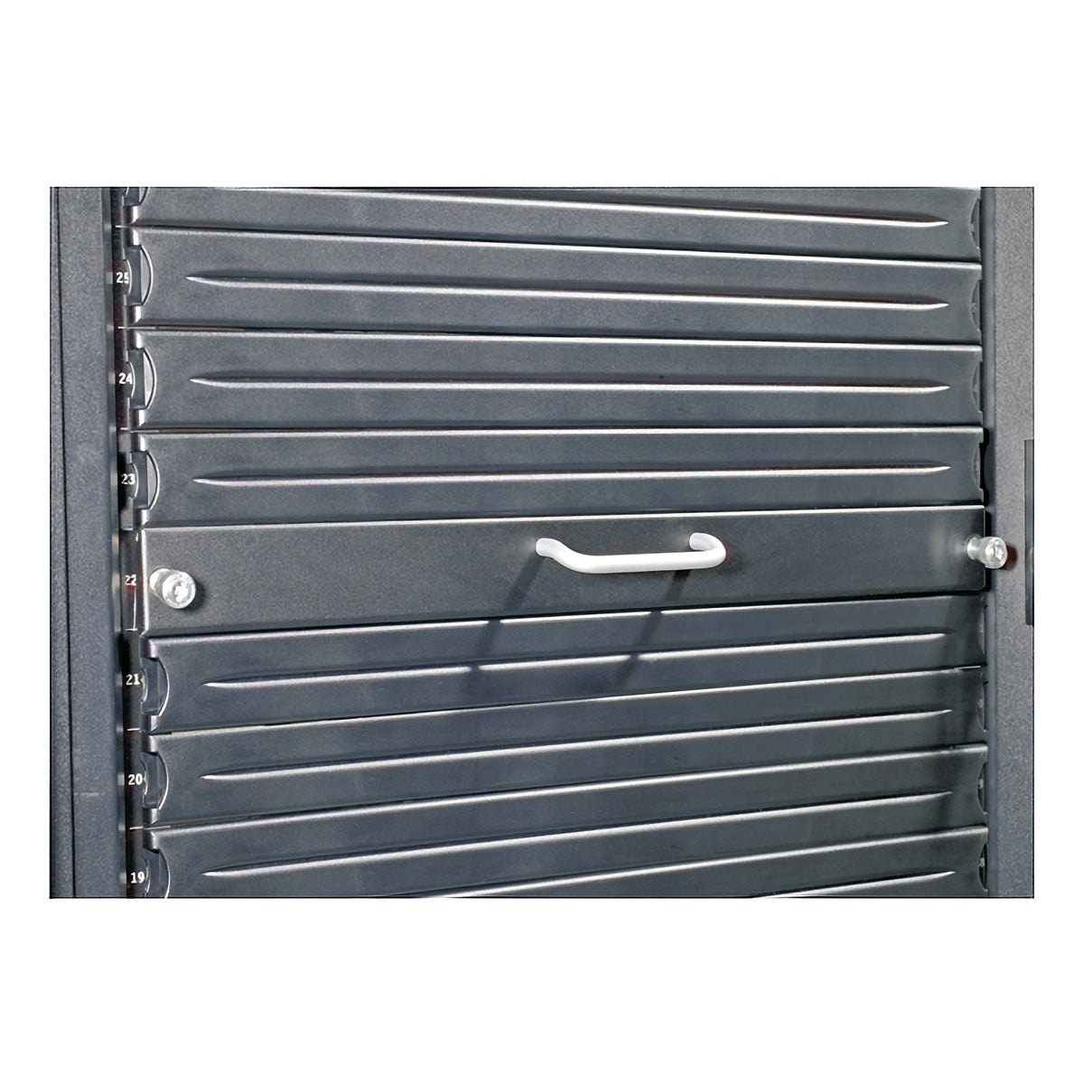 APC 1U 19" Black Modular Toolless Airflow Management Blanking Panel - Qty 200, image 4
