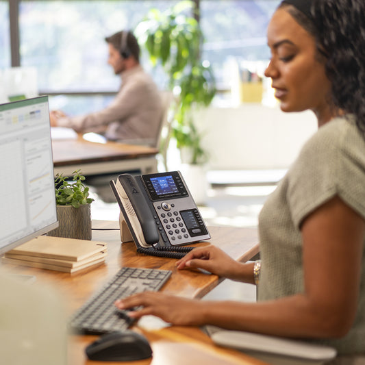 HP Poly Edge E450 IP Phone and PoE-enabled
